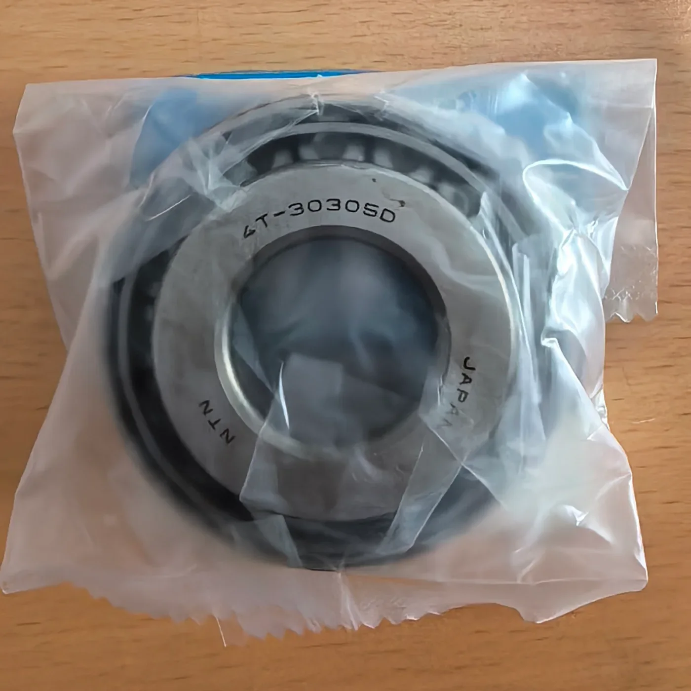 30305D / 4T-30305D / 708-7L-12140 / 232-40-33440 Bearing komatsu
